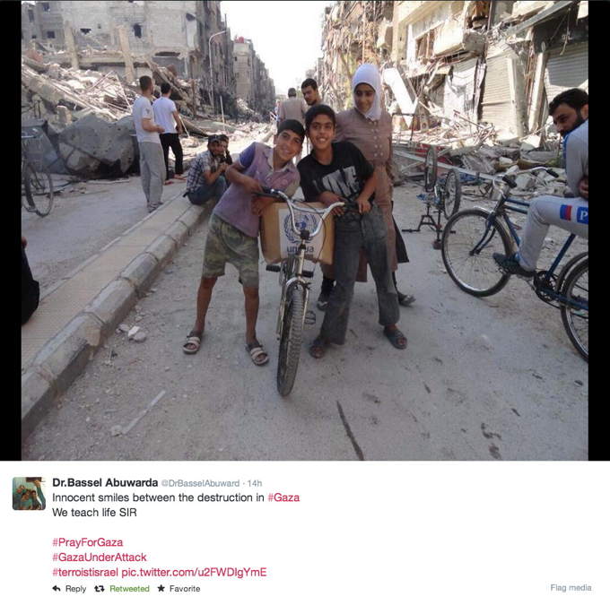 31_Innocent_smiles_between_the_destruction_AGC3
