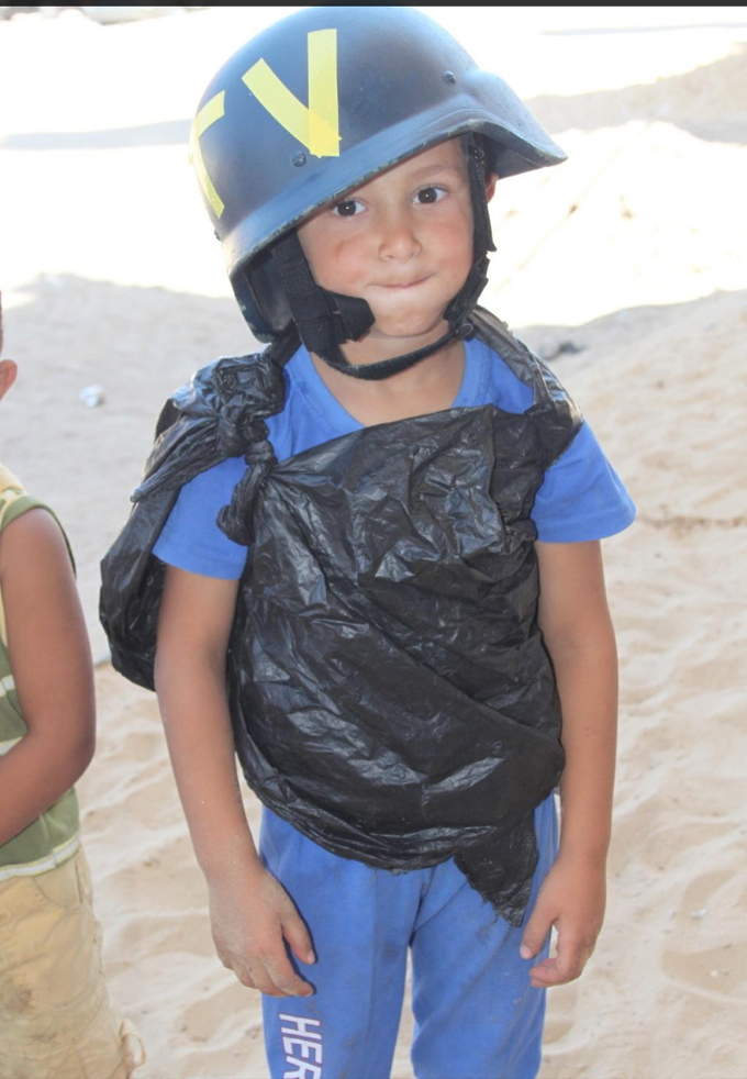 28_Proud_Gaza_boy_2014-07