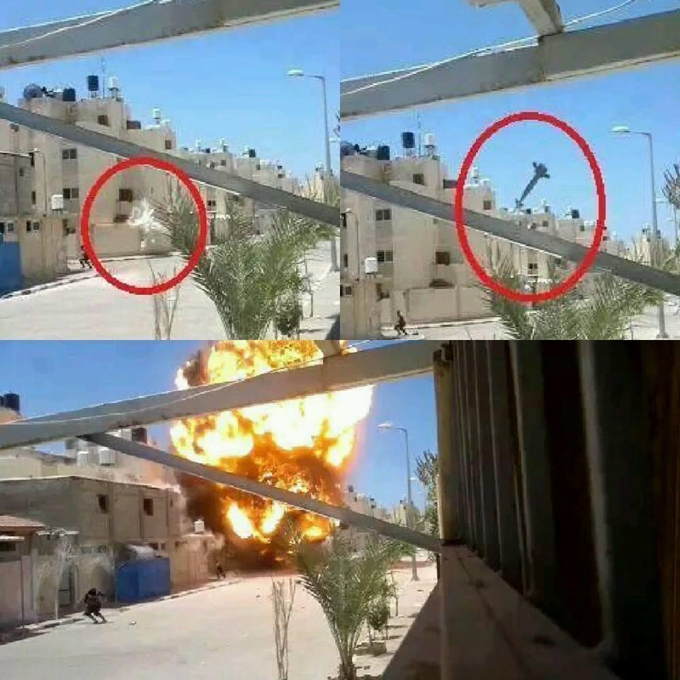 090_Bombing_houses_in_Rafah