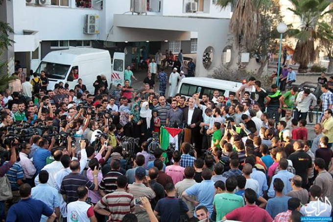 29_Now_you_can_hear_takbeers_victory_a_wounded_Gaza