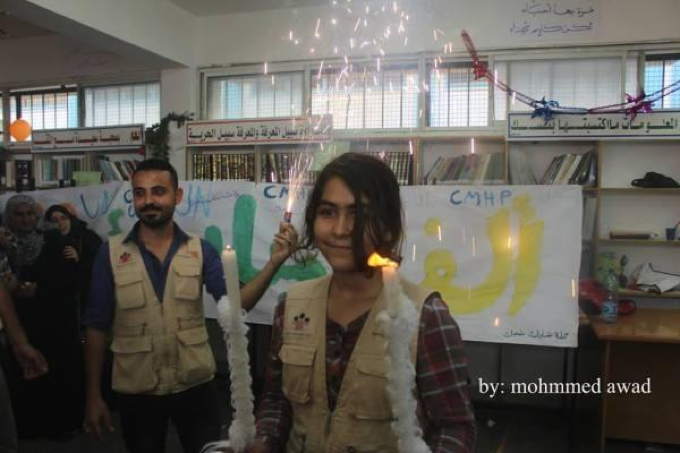 43_Gazan_wedding_inside_a_UN_school