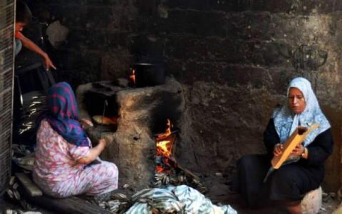 53_Mothers_of_Gaza_cooking_food_for_their_families